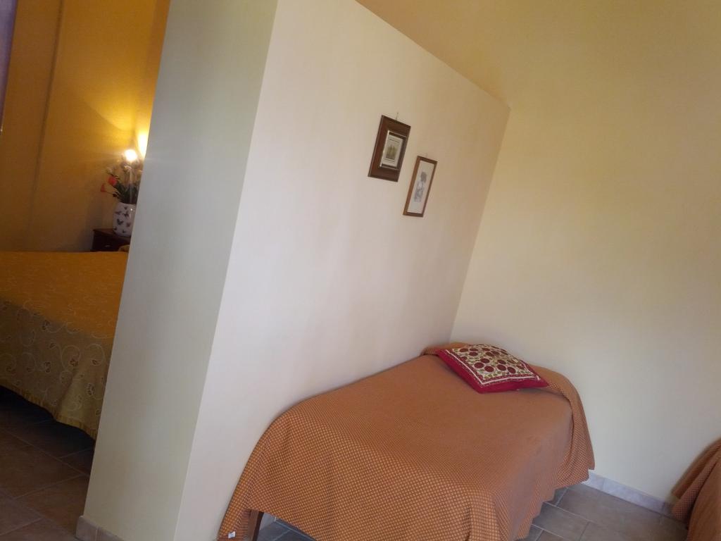 Hotel Il Malandrone روزينيانو ماريتيمو الغرفة الصورة